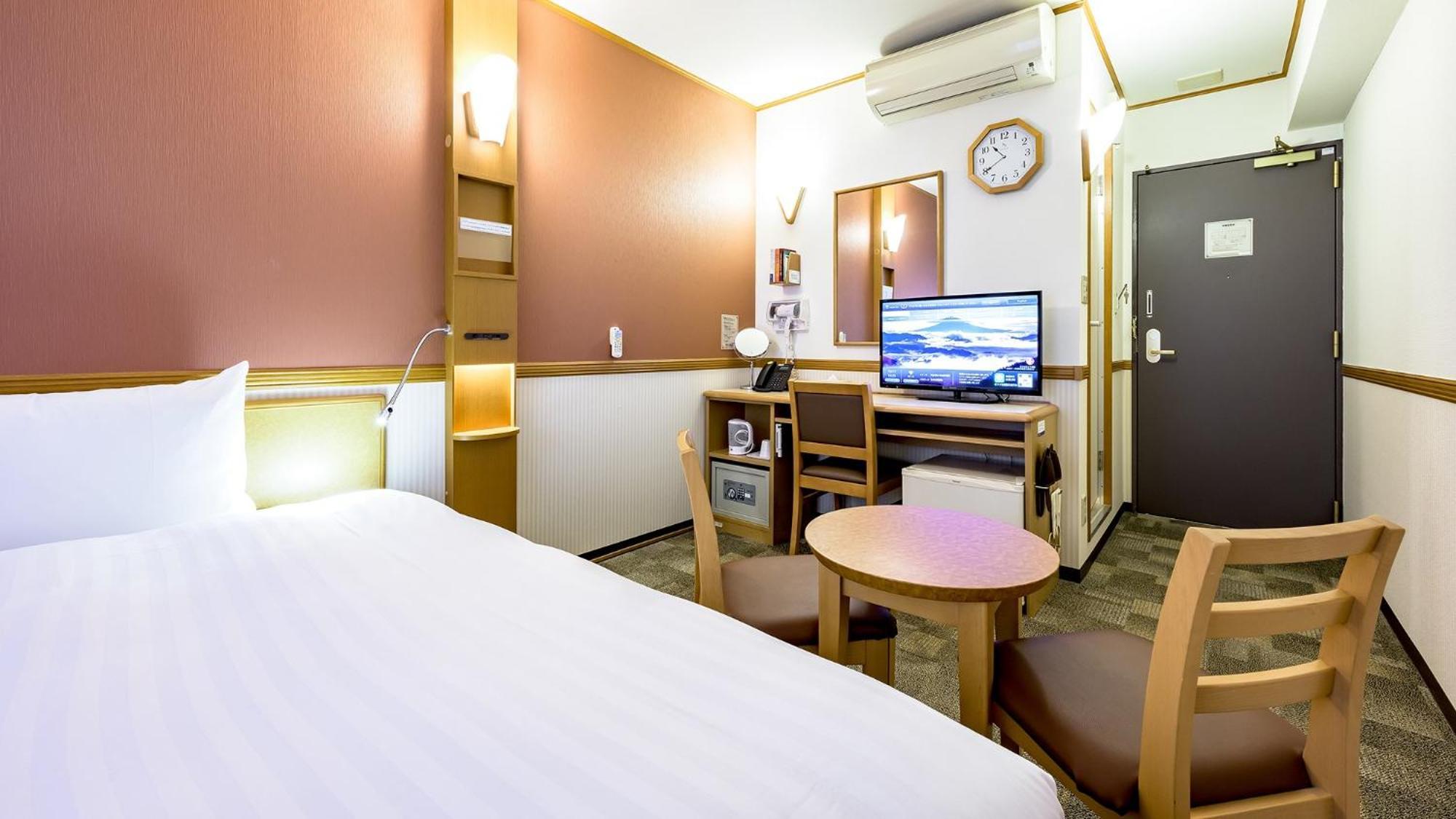 Toyoko Inn Yamagata-Eki Nishi-Guchi Γιαμαγκάτα Δωμάτιο φωτογραφία